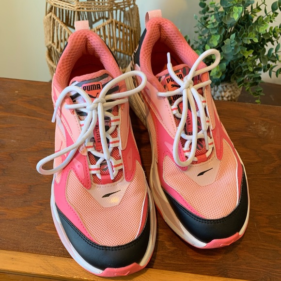 Puma RS-Fast Sneakers in Triple Pink - Picture 11 of 11